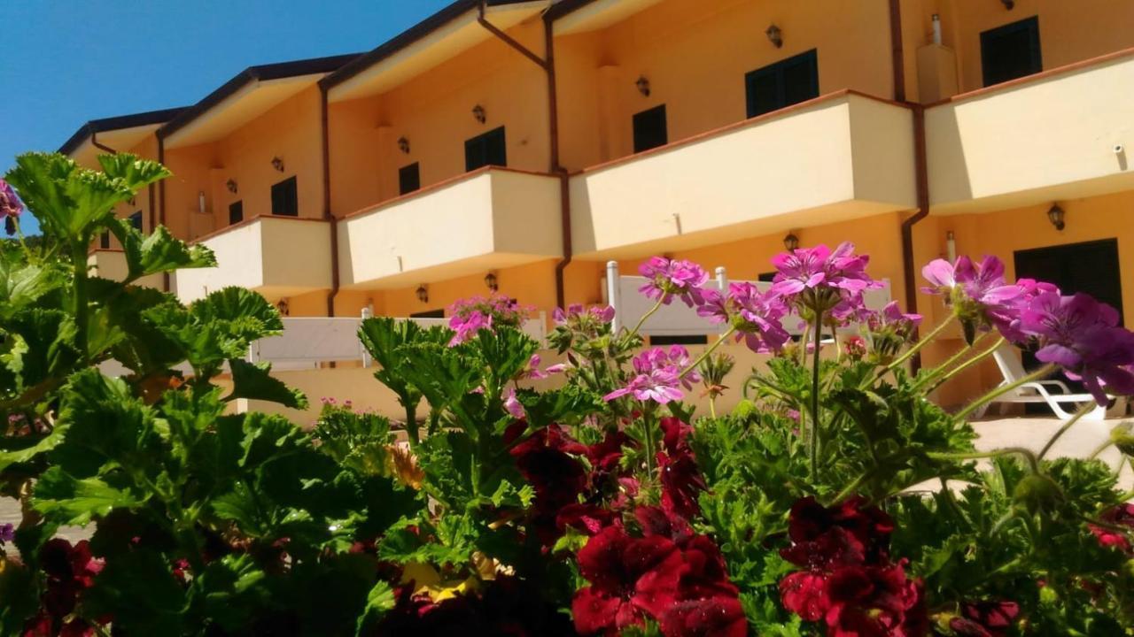 Conca Degli Dei Aparthotel Paestum Exterior photo