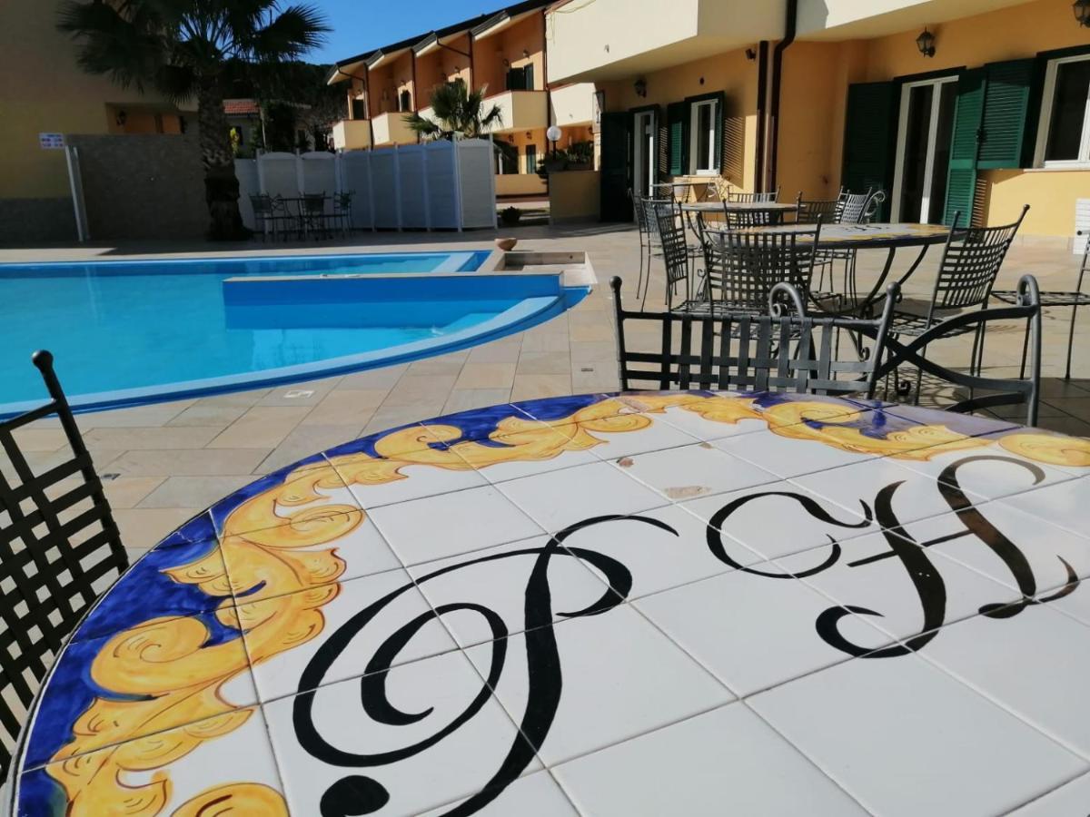 Conca Degli Dei Aparthotel Paestum Exterior photo